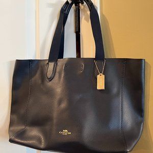 Coach Derby Tote in Navy